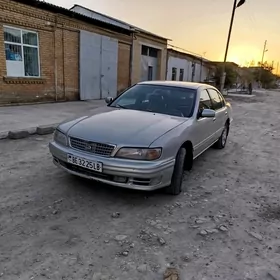 Nissan Cefiro 1995