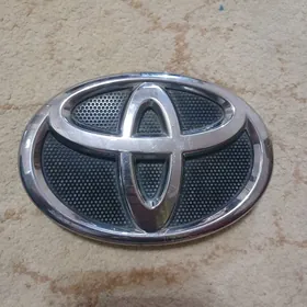 EMBLEMA TOYOTA