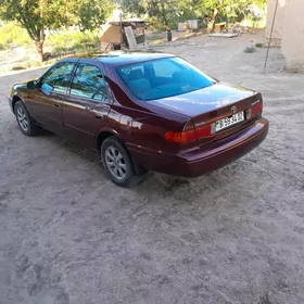 Toyota Camry 2000