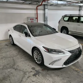 Lexus ES 350 2023