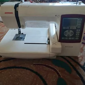 JANOME 230 E