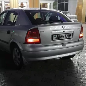 Opel Astra 2002