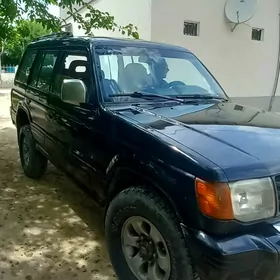 Mitsubishi Pajero 1995