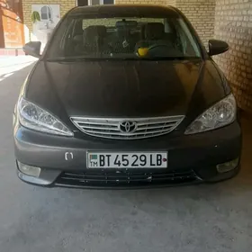 Toyota Camry 2005