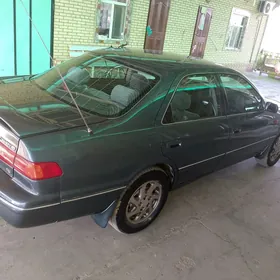 Toyota Camry 2001