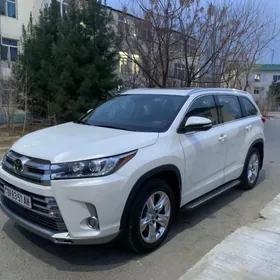 Toyota Highlander 2018