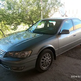 Toyota Camry 2001