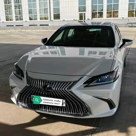 Lexus ES 350 2019