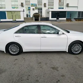 Toyota Camry 2010