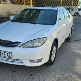 Toyota Camry 2005