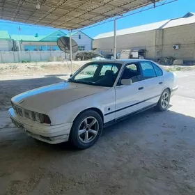 BMW 525 1993