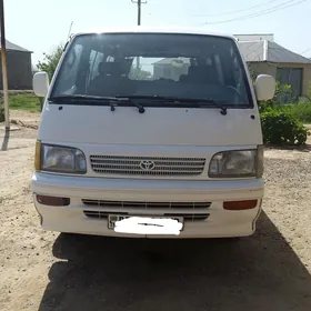 Toyota Hiace 1995