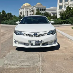 Toyota Camry 2013