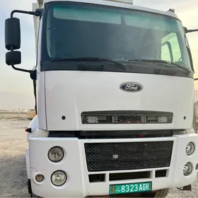 Ford Cargo 3535D 2015