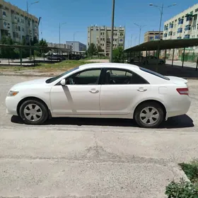 Toyota Camry 2010