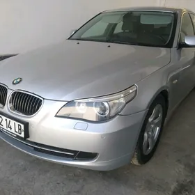 BMW E60 2003