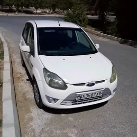 Ford Figo 2011