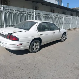 Chevrolet Lumina 1995