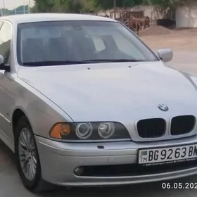 BMW E39 2001