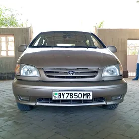 Toyota Sienna 2000