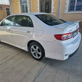 Toyota Corolla 2012