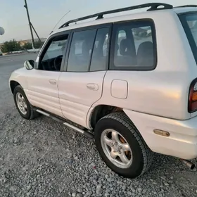 Toyota RAV4 1999