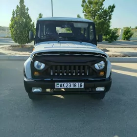 UAZ 469 2005