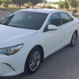 Toyota Camry 2016