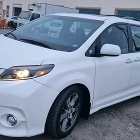 Toyota Sienna 2017