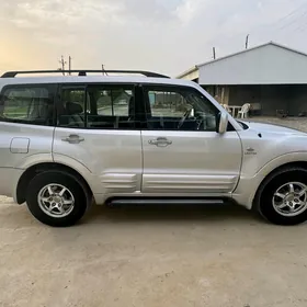 Mitsubishi Pajero 2002