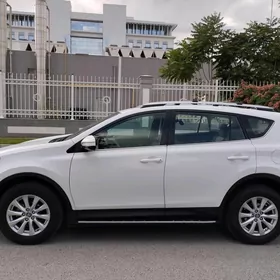 Toyota RAV4 2014