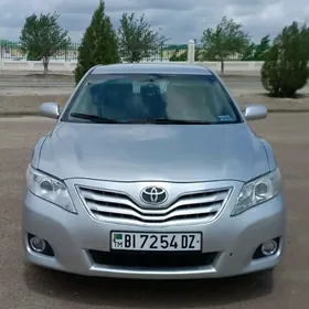 Toyota Camry 2010