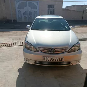 Toyota Camry 2004