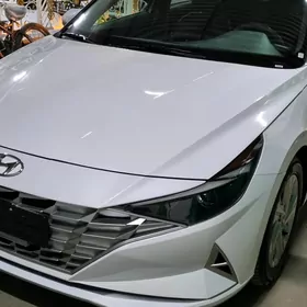 Hyundai Elantra 2021