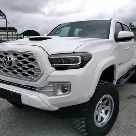 Toyota Tacoma 2017