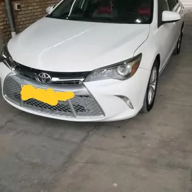 Toyota Camry 2016