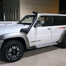 Nissan Patrol 2013