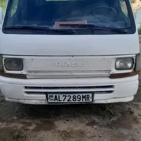 Toyota Hiace 1990