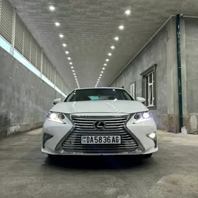 Lexus ES 350 2018