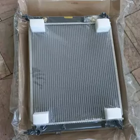 Versa Tiida radiator