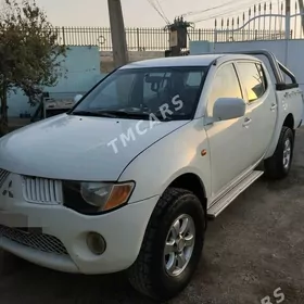 Mitsubishi L200 2007