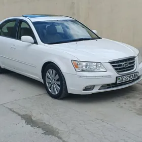 Hyundai Sonata 2009