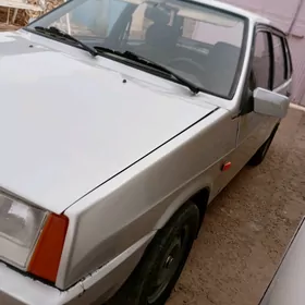 Lada VAZ-21099 2001