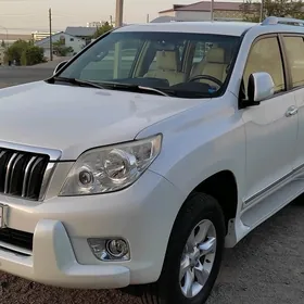 Toyota Land Cruiser Prado 2011