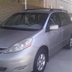 Toyota Sienna 2009