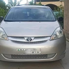 Toyota Sienna 2006