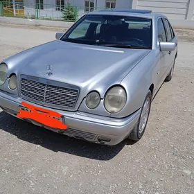 Mercedes-Benz C320 1997