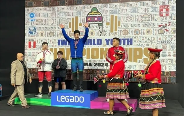 Туркменский тяжелоатлет Сулейман Джафаров стал чемпионом мира среди юниоров