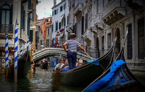В поисках спокойствия: Венеция вводит ограничения на шум от туристов