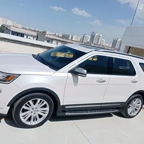 Ford Explorer 2018